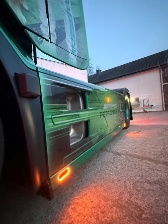 Seitenlichtleisten für MB Actros Procab aus Alu